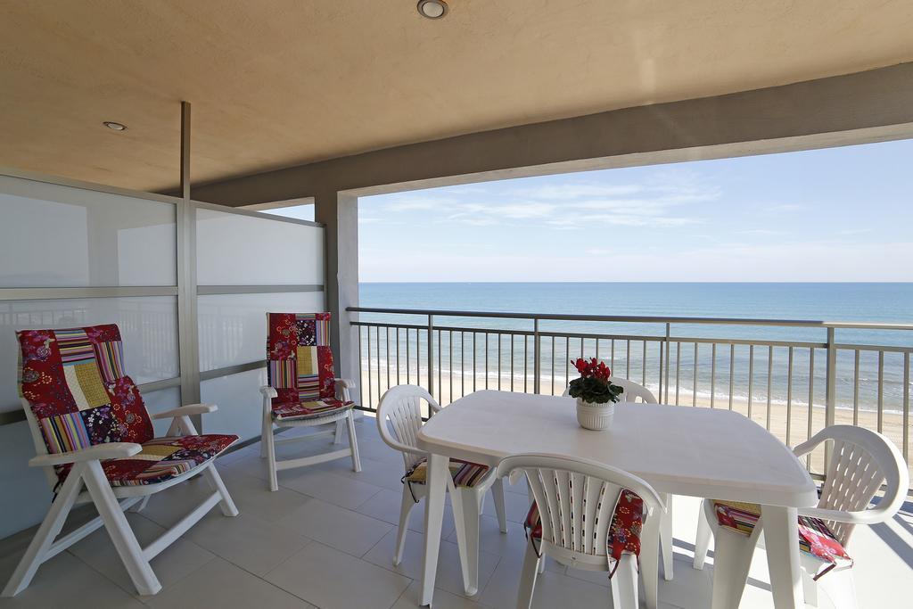 Apartamento Guardamar De La Safor Playa de Miramar Dış mekan fotoğraf